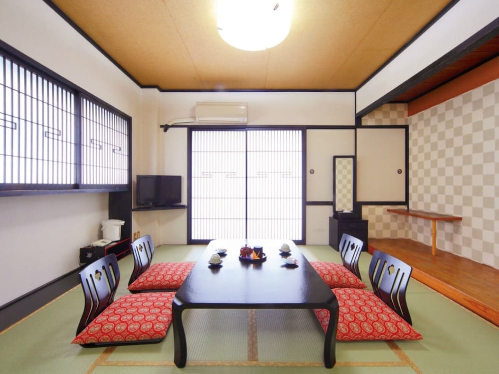 Japanese Style Room, 23sqm, Private Bathroom, Non-smoking | Hotel シャトレーイン京都