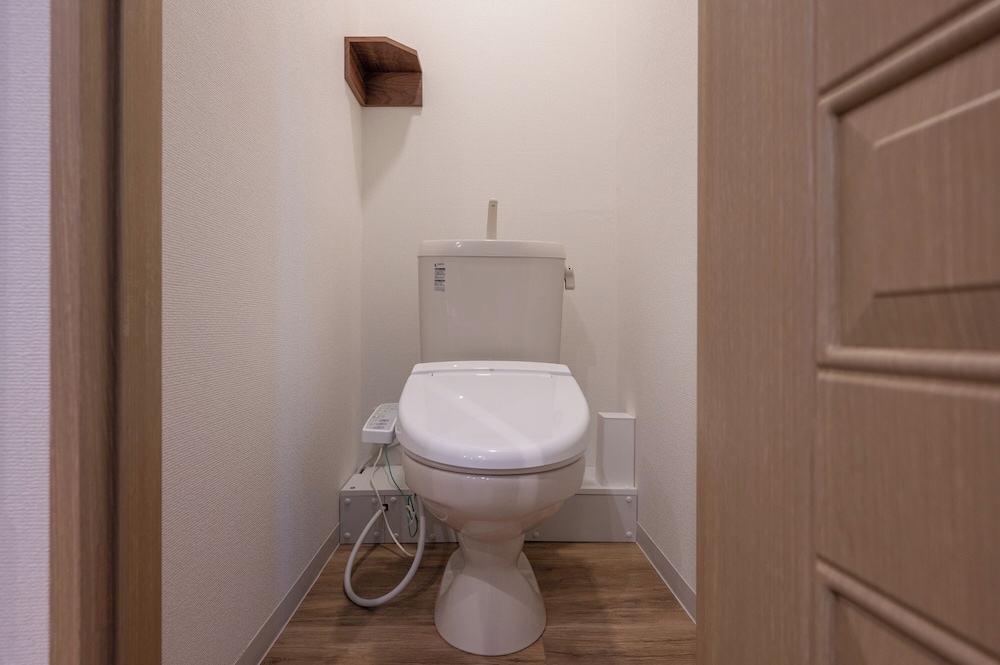 デラックス ツインルーム、禁煙 (23時以降のチェックインはできませんのでご注意ください) 客室2 | HOTEL R9 The Yard 富岡