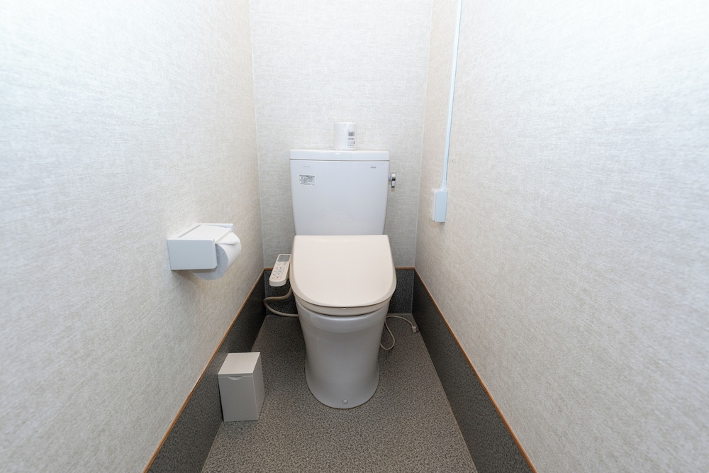 スタンダード和室12畳 C 低層階 禁煙 客室の設備とサービス0 | 亀の井ホテル 草津湯畑