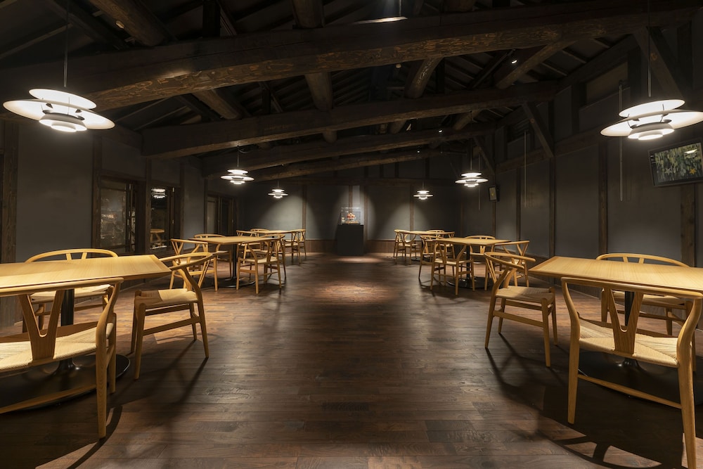 レストラン1 | 久邸