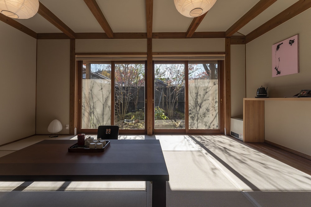 スーペリア スタジオ 客室2 | 久邸