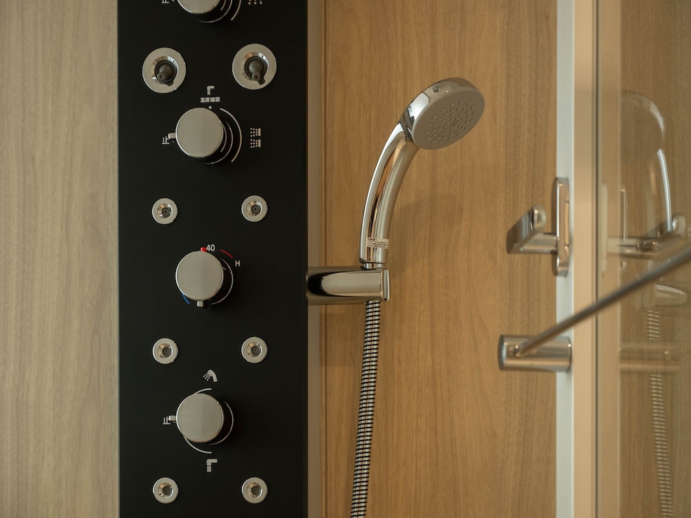 スーペリア ダブルルーム (ソフトドリンク, ブレッド&ペイストリー無料) 禁煙 客室の設備とサービス11 | insomnia 京都御池