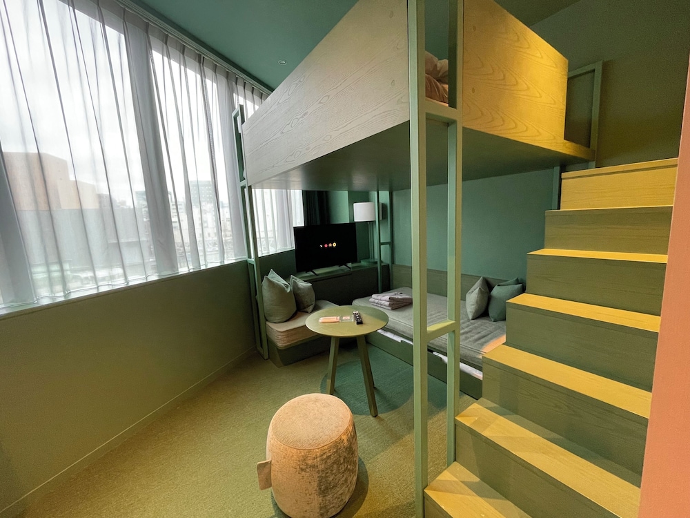 [グリーン] ロフトルーム B 禁煙 客室4 | トグルホテル水道橋