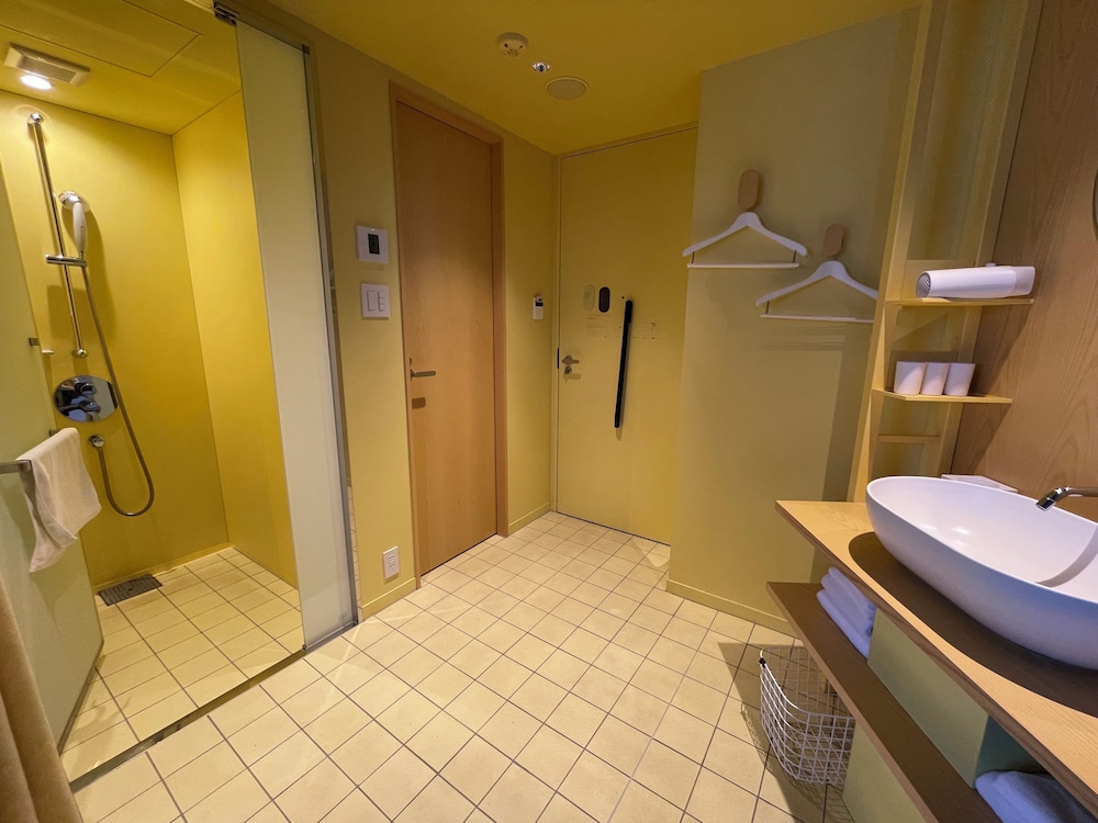 [ライトブルー] スーペリアルーム 禁煙 バスルーム0 | トグルホテル水道橋