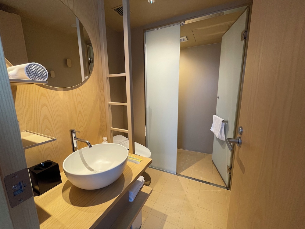 [パープル] コーナールーム 禁煙 バスルーム0 | トグルホテル水道橋