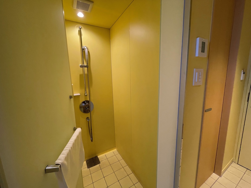 [ライトブルー] スタンダードルーム A 禁煙 バスルーム0 | トグルホテル水道橋