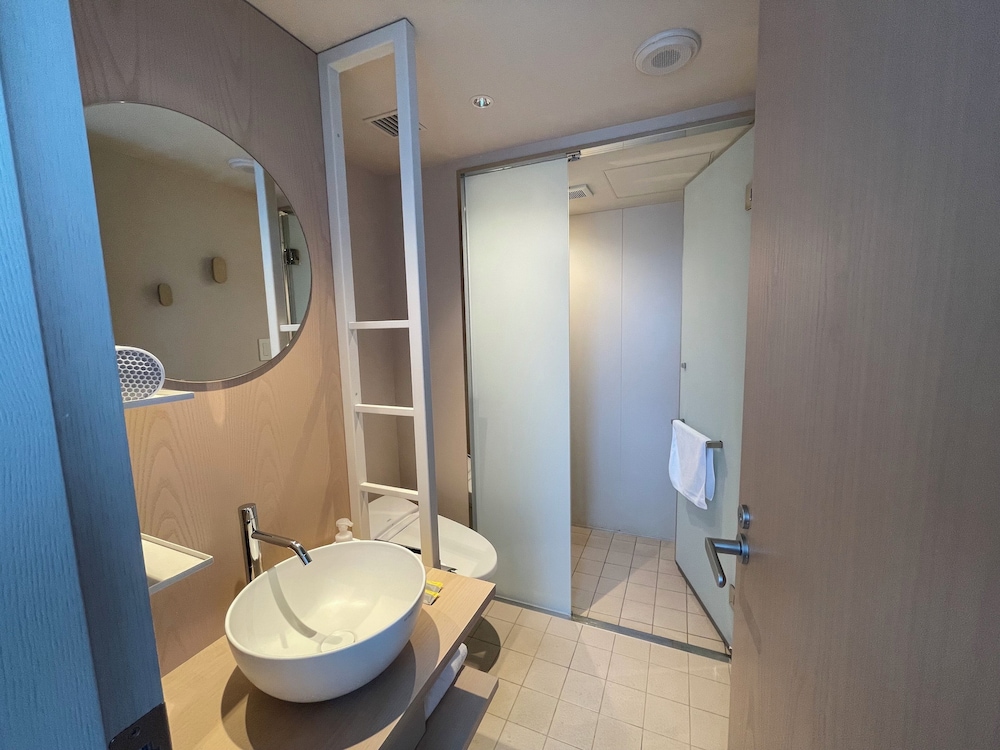 [グリーン] コーナールーム 禁煙 バスルーム0 | トグルホテル水道橋