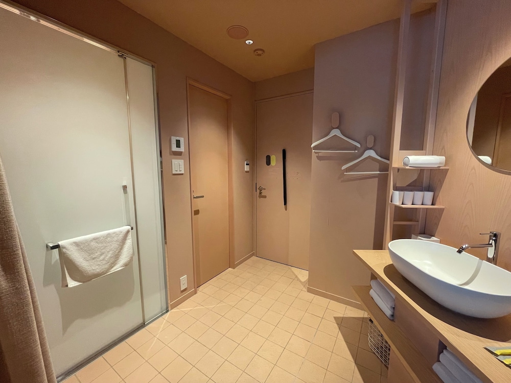 [ダークブルー] プレミアロフトルーム 禁煙 バスルーム0 | トグルホテル水道橋