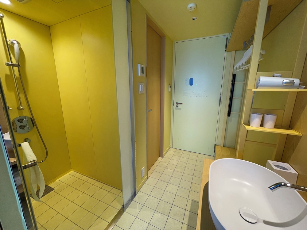 [ライトブルー] コネクティングルーム B 禁煙 バスルーム0 | トグルホテル水道橋