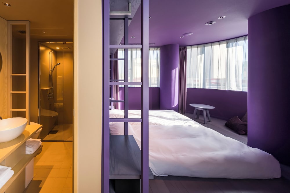 [パープル] コーナールーム 禁煙 客室2 | トグルホテル水道橋