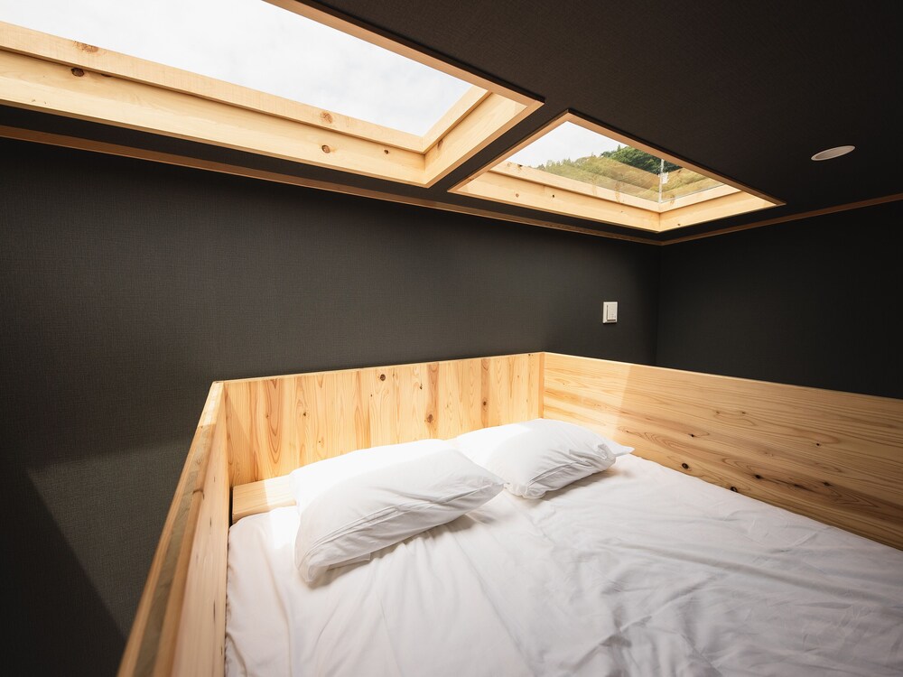 パノラミック コテージ サウナ 客室8 | HOLE37