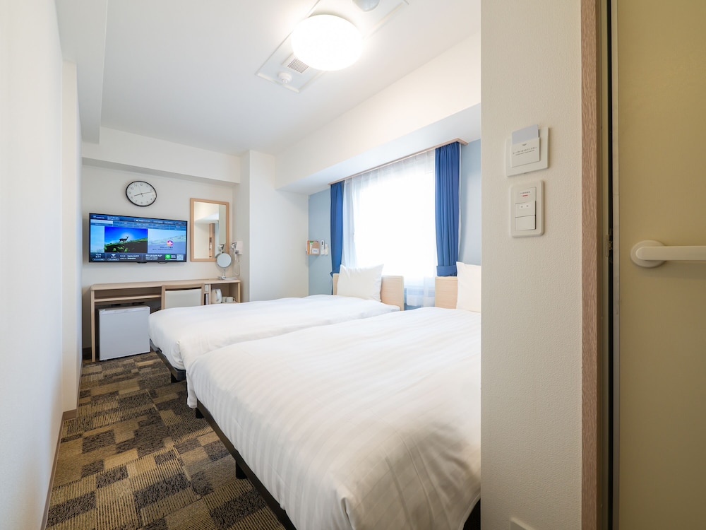 スタンダードツインルーム 喫煙可 | 東横 INN 横浜駅西口