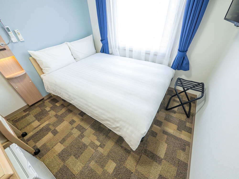 エコノミー ダブルルーム 喫煙可 客室2 | 東横 INN 横浜駅西口