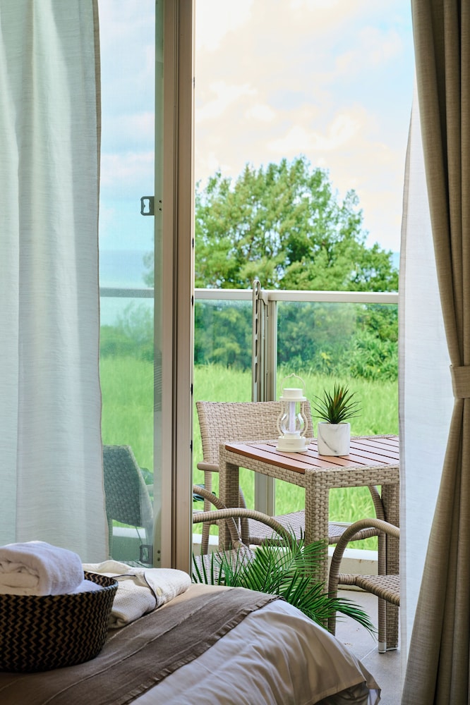 ラグジュアリー コンドミニアム 客室3 | Grand blue 303