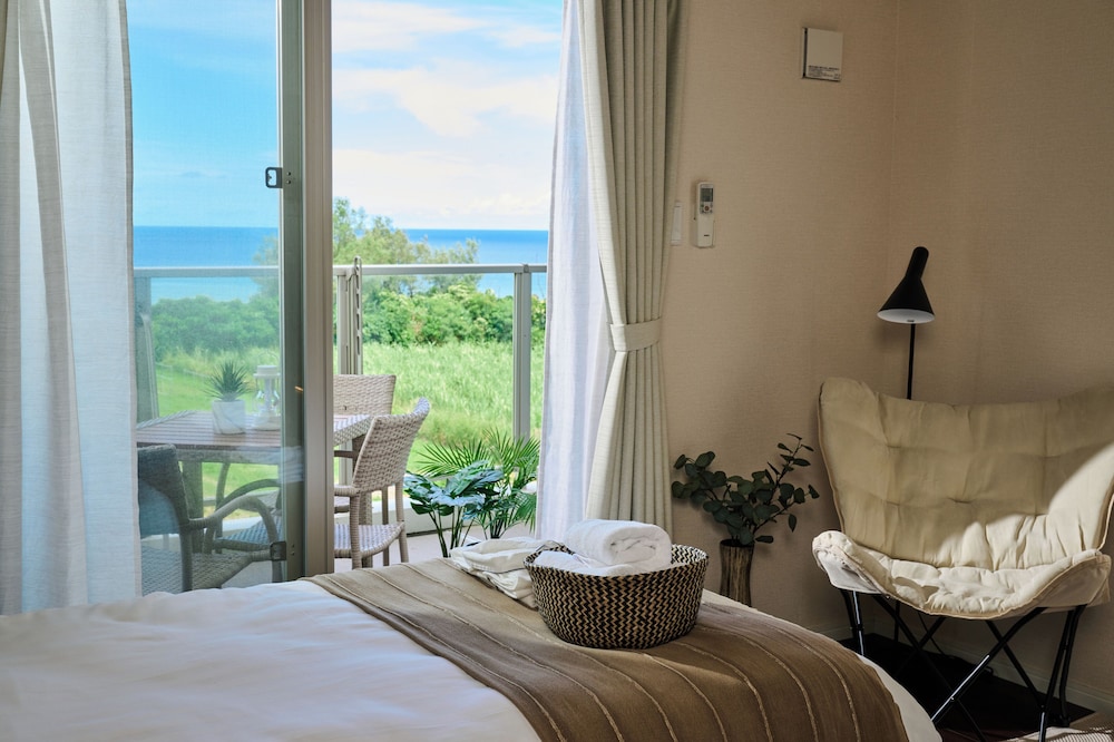 ラグジュアリー コンドミニアム 客室4 | Grand blue 303