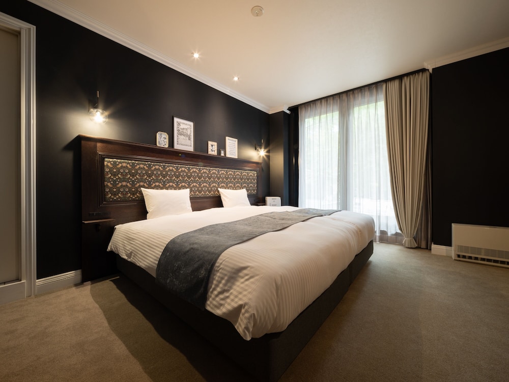 スーペリア ツインルーム | LONGINGHOUSE 旧軽井沢・諏訪ノ森