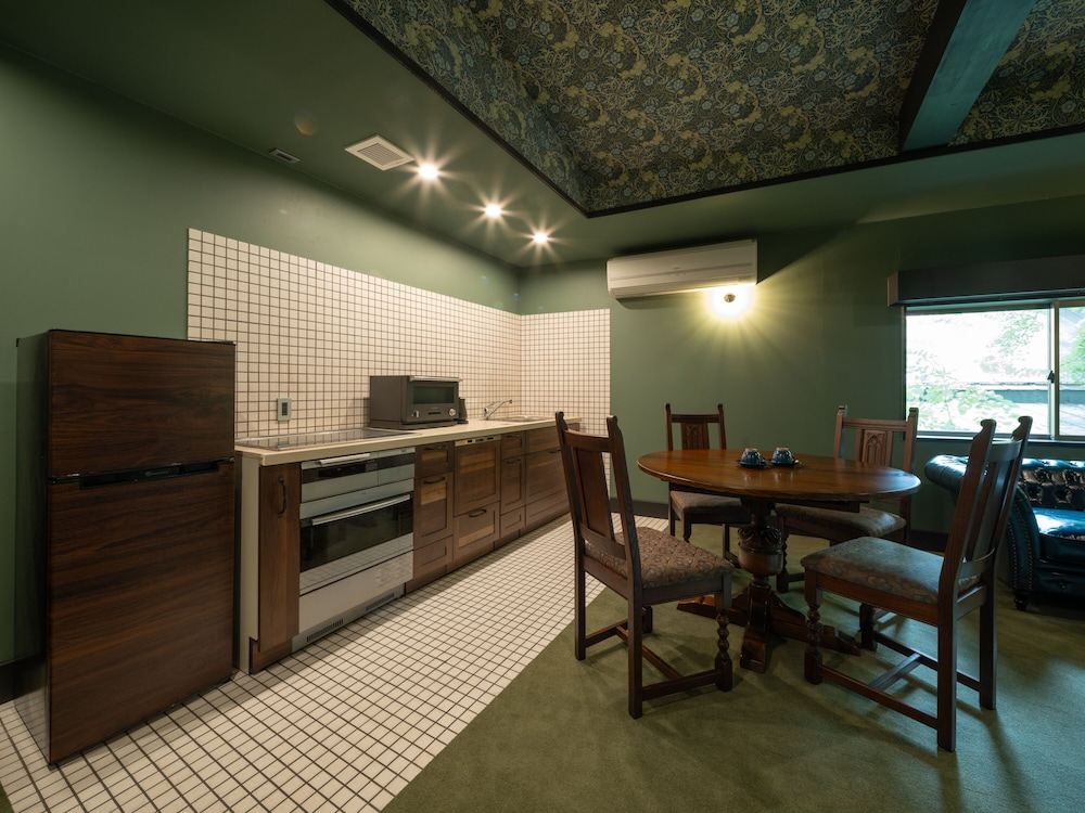 キッチン スイート 禁煙 | LONGINGHOUSE 旧軽井沢・諏訪ノ森