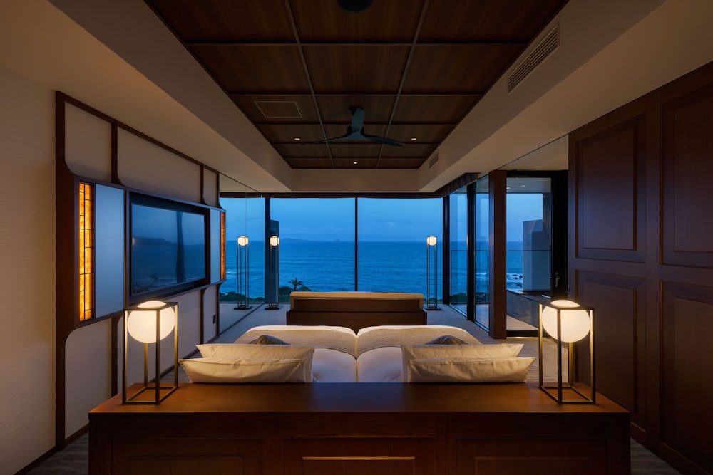 スーペリア ツインルーム バルコニー オーシャンビュー | 五島リトリート ray by 温故知新