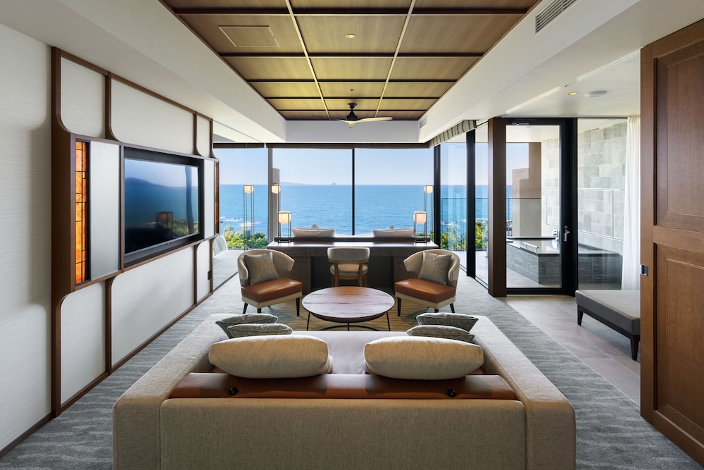 デラックス ツインルーム オーシャンビュー コーナー 客室1 | 五島リトリート ray by 温故知新