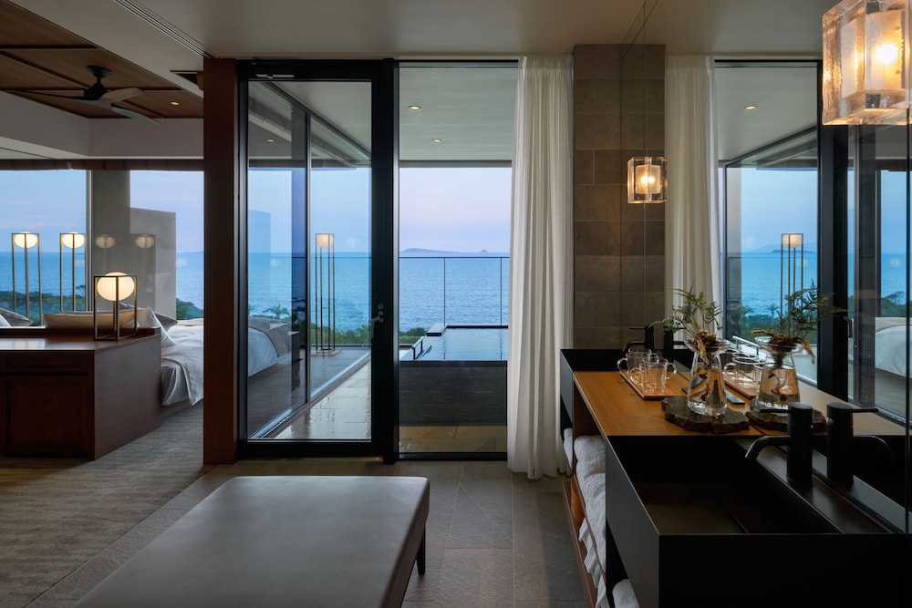 デラックス ツインルーム オーシャンビュー コーナー 部屋からの景観0 | 五島リトリート ray by 温故知新