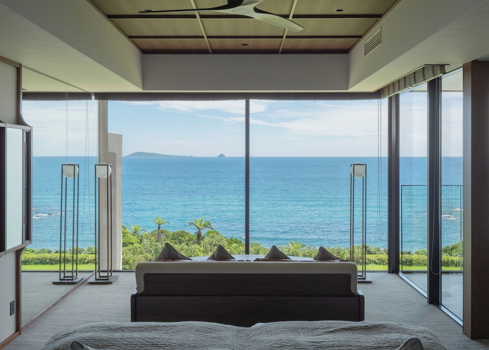 スーペリア ツインルーム バルコニー オーシャンビュー 客室3 | 五島リトリート ray by 温故知新