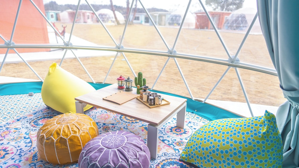 ドームテント (ダブルベッド2台) 禁煙 客室2 | TACO GLAMP THE MEXICO