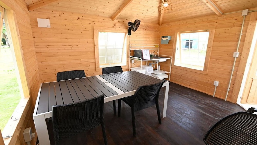 ドームテント (ダブルベッド2台) 禁煙 客室3 | TACO GLAMP THE MEXICO