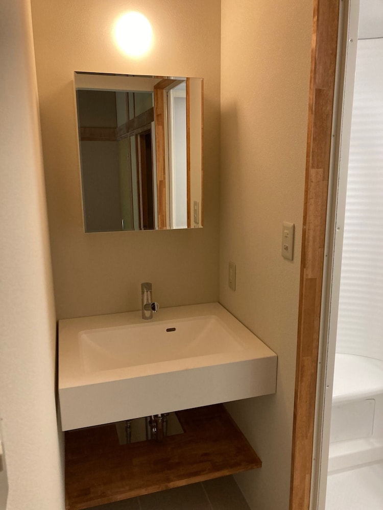 デラックス ダブルまたはツインルーム バスルーム1 | Komatsuya Seki Onsen