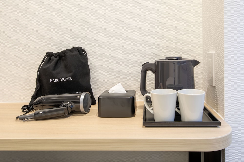 セミダブルルーム 禁煙 客室の設備とサービス0 | ホップイン東京飯田橋