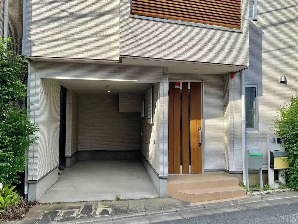 施設の正面1 | HOTEL EL 9 施設の正面1 | HOTEL EL 9