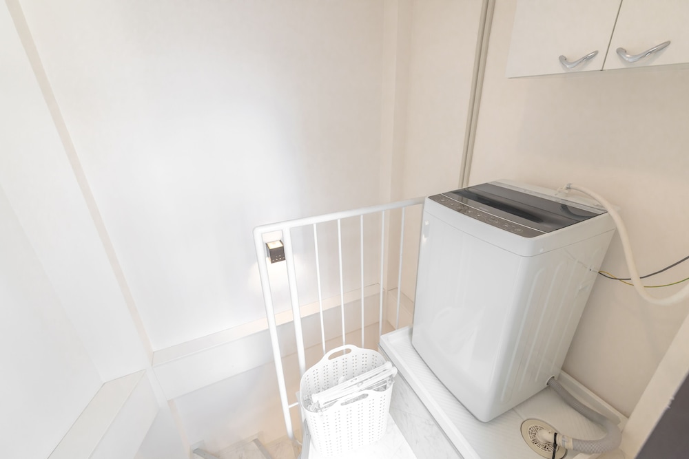 ランドリー ルーム1 | NAOMI