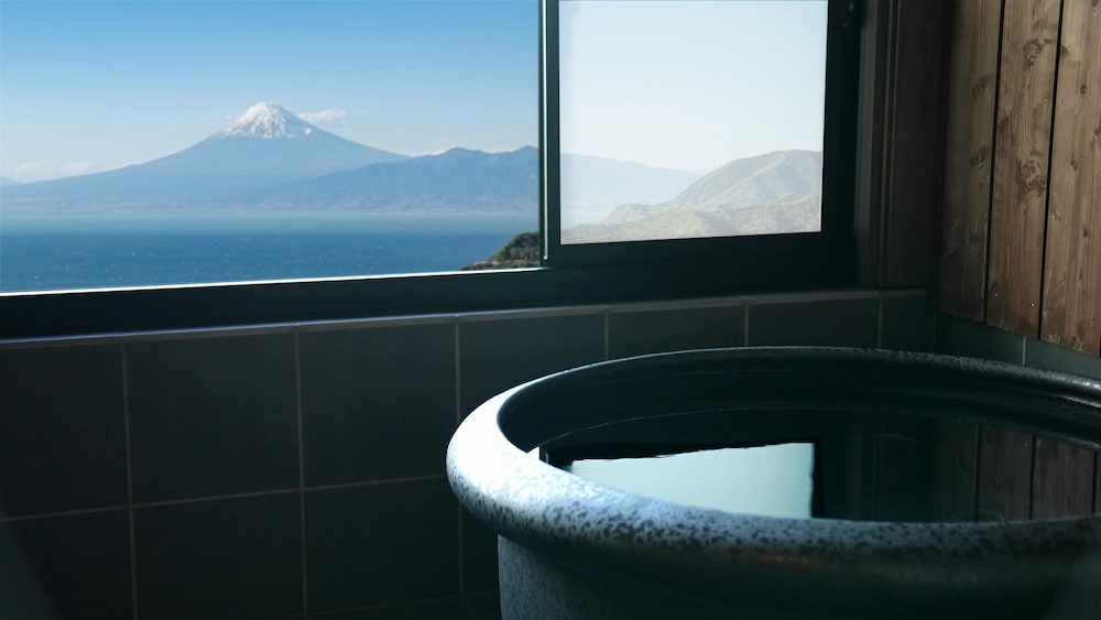 ファミリー ルーム バスルーム0 | 天空テラス