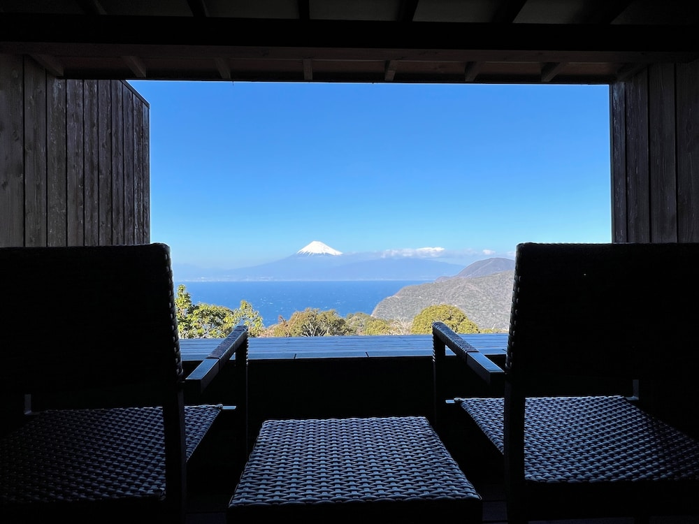 ファミリー ルーム ビーチ / オーシャン ビュー0 | 天空テラス