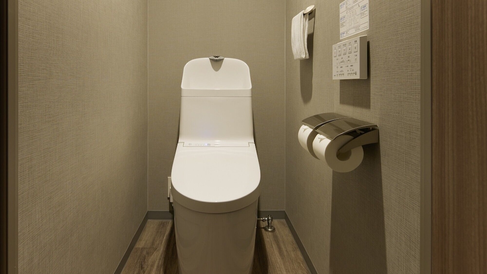 スーペリアスイート 1ベッドルーム 4ベッド 禁煙 バスルーム2 | Minn 祇園三条