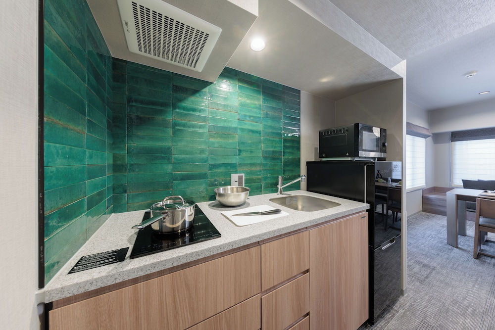 デラックス アパートメント 専用キッチン0 | Minn 清水五条