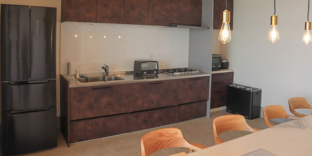 デラックス ヴィラ 2 ベッドルーム ペット不可 オーシャンビュー 専用キッチン0 | ヴィラミクリ角島