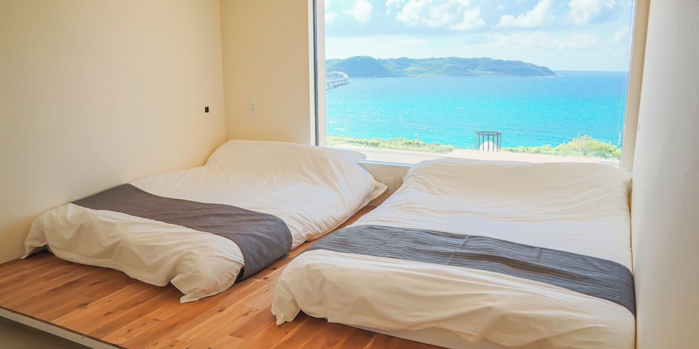 デラックス ヴィラ 2 ベッドルーム ペット不可 オーシャンビュー 客室2 | ヴィラミクリ角島