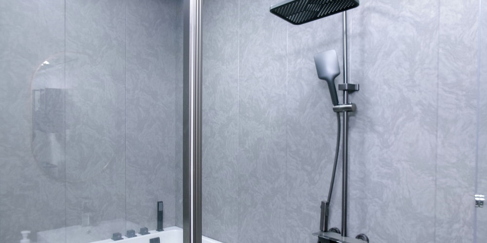 スーペリア コテージ 2 ベッドルーム ペット不可 海側 バスルーム0 | ヴィラミクリ角島