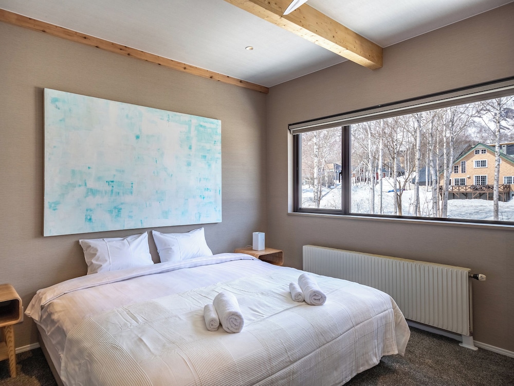 シャレー 4 ベッドルーム マウンテンビュー 客室4 | Shousugi Chalet by Elite Havens