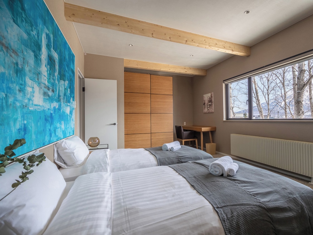 シャレー 4 ベッドルーム マウンテンビュー 客室1 | Shousugi Chalet by Elite Havens