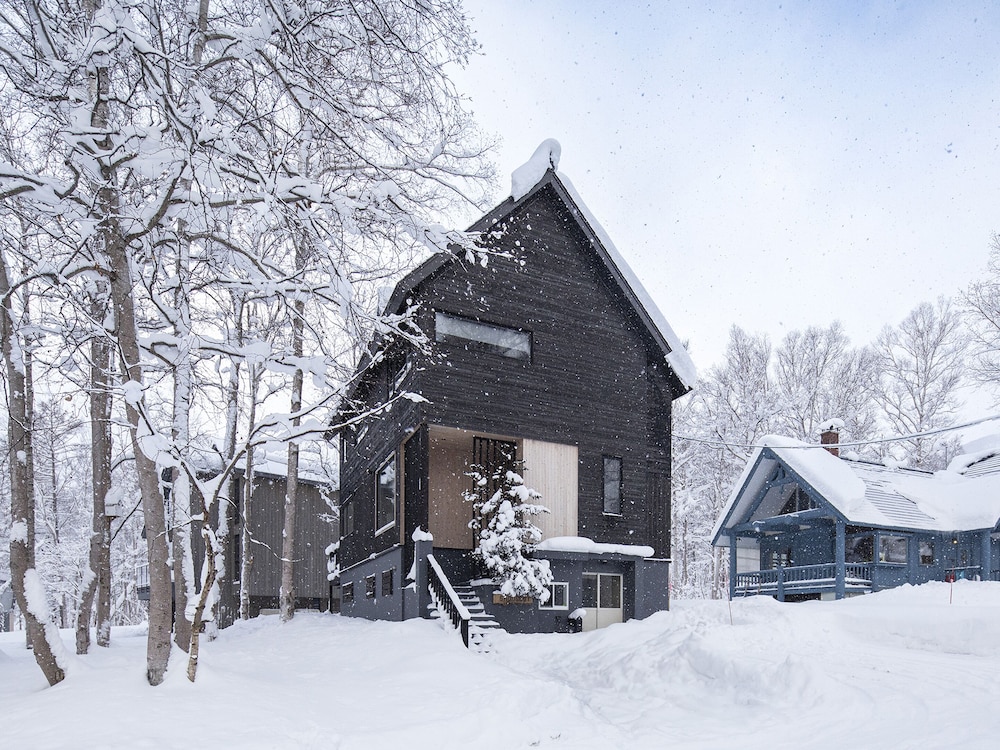 シャレー 4 ベッドルーム マウンテンビュー 客室5 | Shousugi Chalet by Elite Havens