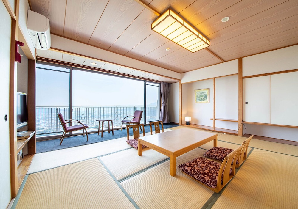 客室1 | 天空のスカイビューホテル 眉山海月 客室1 | 天空のスカイビューホテル 眉山海月