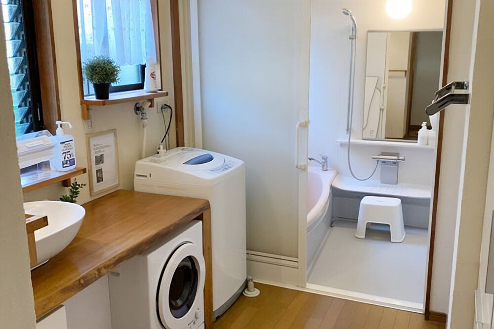 ハウス バスルーム2 | 備後ヤマモ