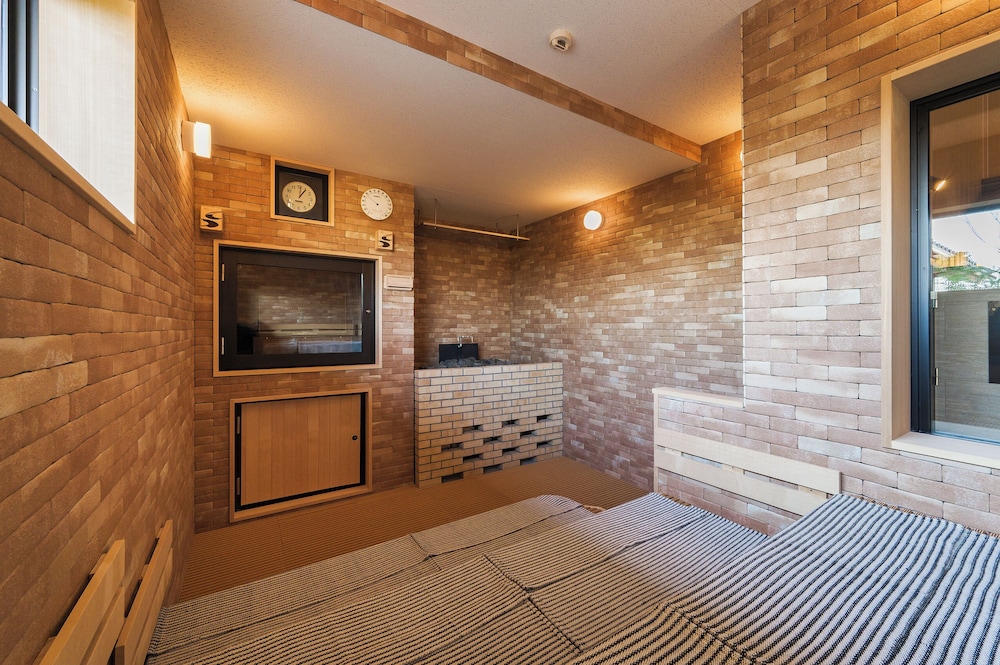 サウナ1 | 成田空港温泉 空の湯