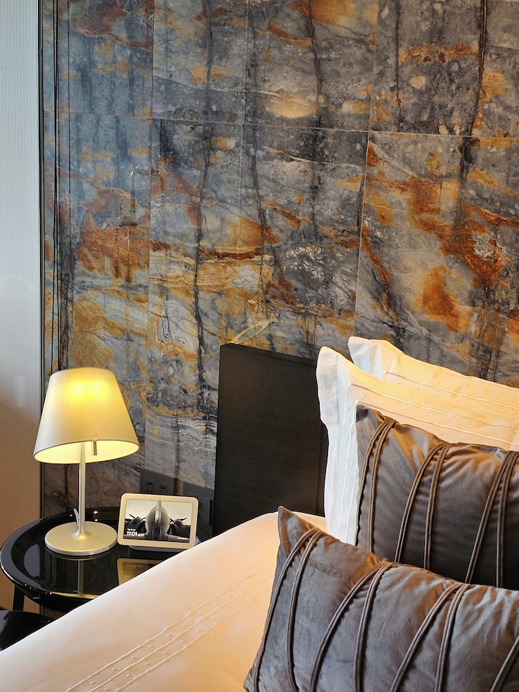 ラグジュアリー スイート 1 ベッドルーム 客室3 | Kamo Residences by Reflections
