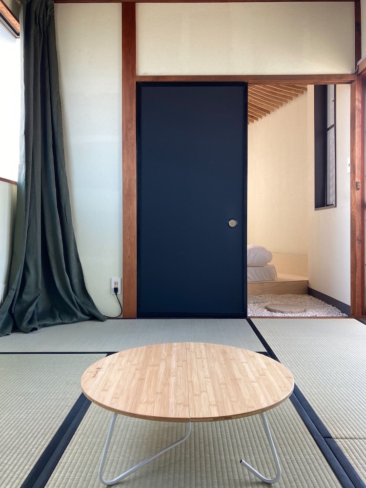 ファミリー スイート リビングルーム0 | SLEEEP Fuji