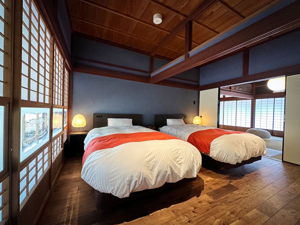 蛍火 HOTARUBI 101 部屋貸し 禁煙 (フロント施設から2.4km) 客室26 | NIPPONIA 美山鶴ヶ岡 山の郷