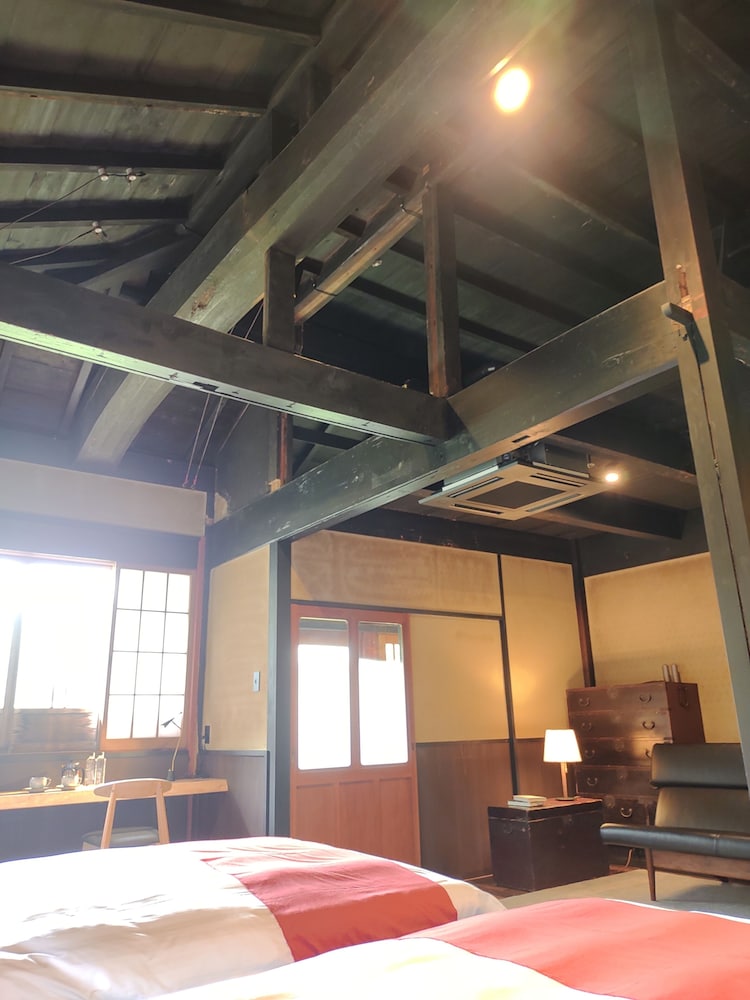 蛍火 HOTARUBI 102 部屋貸し 禁煙 (フロント施設から2.4km) 客室8 | NIPPONIA 美山鶴ヶ岡 山の郷