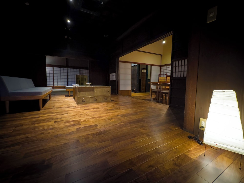 水音 MIZUOTO 一棟貸し 禁煙 (フロント施設から4.5km) 客室22 | NIPPONIA 美山鶴ヶ岡 山の郷