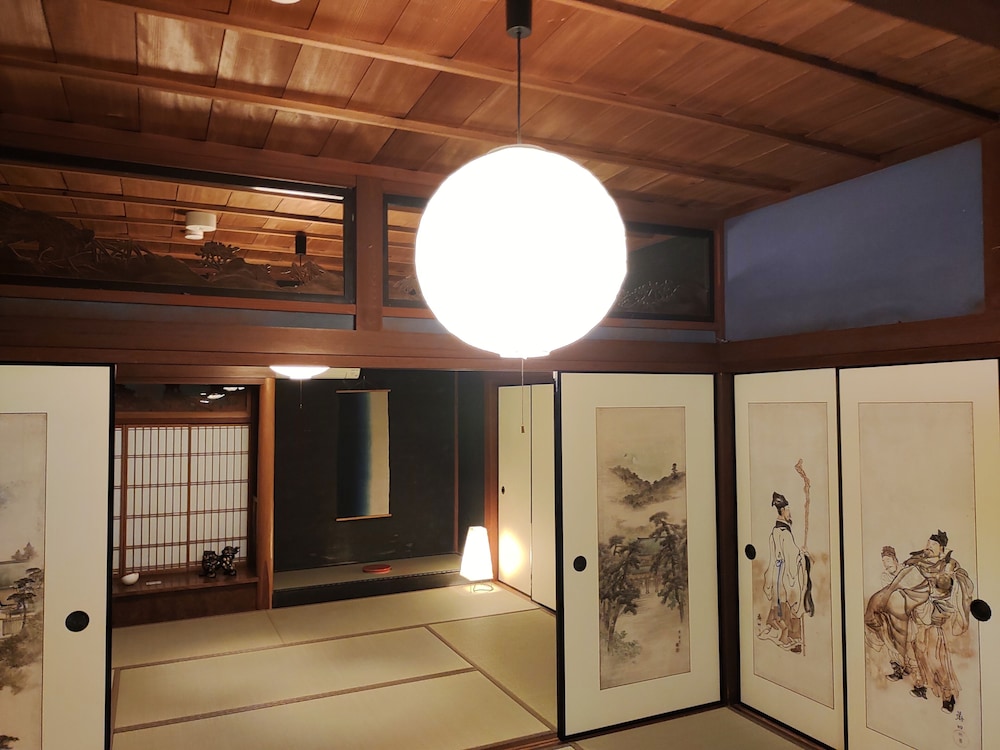 蛍火 HOTARUBI 101 部屋貸し 禁煙 (フロント施設から2.4km) 客室3 | NIPPONIA 美山鶴ヶ岡 山の郷